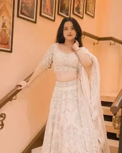 Escort Bharhut
